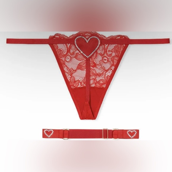 Victoria's Secret Very Sexy
Heartbreaker V-String & Leg Garter
Large & medium - Picture 7 of 10